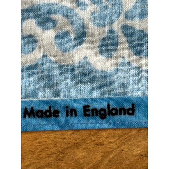 London River Thames Souvenir Apron With Iconic Landmarks Print & Adjustable Ties - Picture 6 of 9